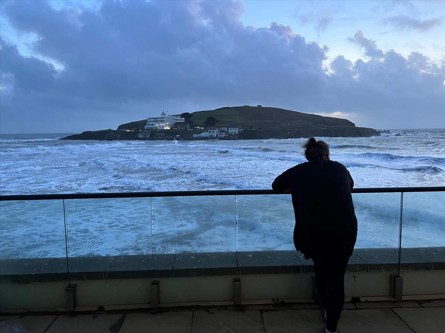 Enjoy the tide and the waves at Bigbury-on-Sea